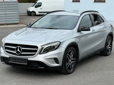 Gebraucht Mercedes GLA220 AMG Edition 1 170 PS (125 kW) 2015 Silber SUV