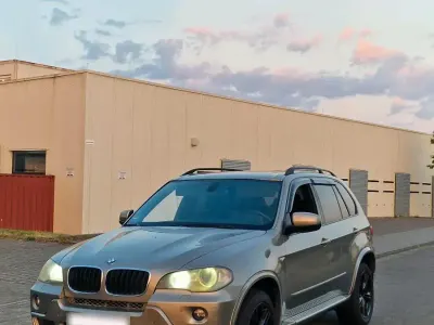 Gebraucht BMW X5 235 PS (172 kW) 2008 Gold SUV