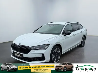 Neu Skoda Superb 204 PS (150 kW) 2026 Weiß Kombi