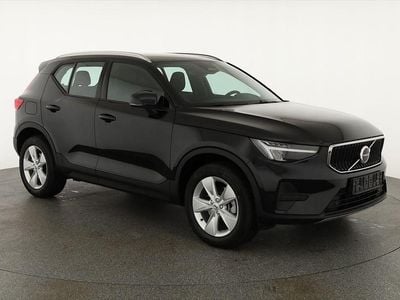 Onyx black metallic Neu 2025 Volvo XC40 Core SUV | 36.684 € (Superpreis)