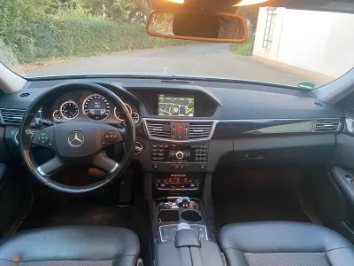 Gebraucht Mercedes E350 231 PS (169 kW) 2010 Grau Limousine