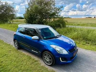 Gebraucht Suzuki Swift 94 PS (69 kW) 2014 Blau Kleinwagen