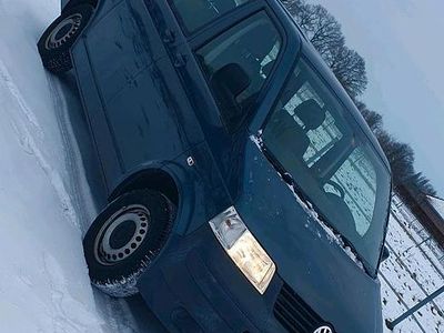 Grau Gebraucht 2009 VW Caravelle Van / Kleinbus | 12.399 € (Fairer Preis)
