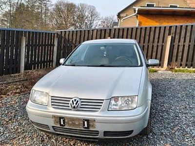 Gebraucht VW Bora 101 PS (74 kW) 1999 Silber Limousine