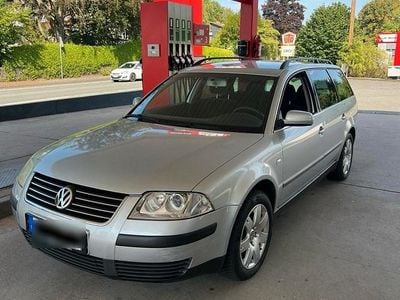 Usata VW Passat 131 CV (96 kW) 2003 Argento Station wagon