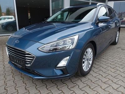 Gebraucht Ford Focus Titanium 120 PS (88 kW) 2018 Blau Kombi