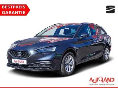 Begagnad Seat Leon Style 116 HK (85 kW) 2024 Grå Kombi