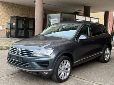 Gebraucht VW Touareg Terrain Tech 262 PS (192 kW) 2015 Grau SUV