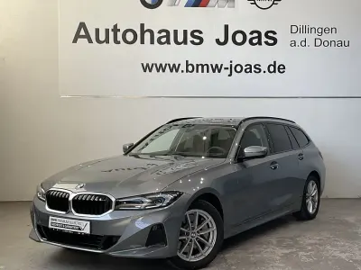 Gebraucht BMW 330 245 PS (180 kW) 2025 Grau Limousine