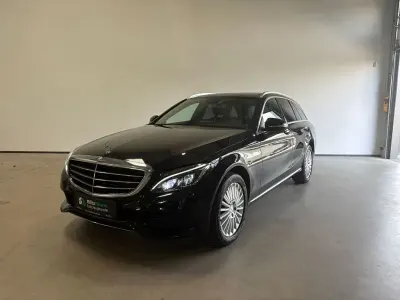 Gebraucht Mercedes C220 170 PS (125 kW) 2014 Schwarz Limousine