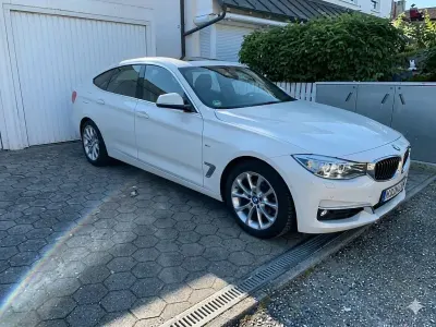Gebraucht BMW 320 Gran Turismo Luxury Line 184 PS (135 kW) 2013 Alpinweiss iii Coupé