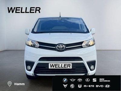 Gebraucht Toyota Proace Verso Team 144 PS (105 kW) 2023 Weiss Kombi