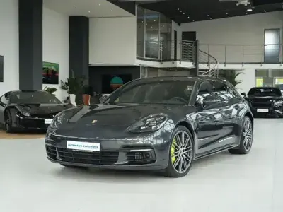 Usata Porsche Panamera Chrono 330 CV (242 kW) 2019 Grigio Station wagon