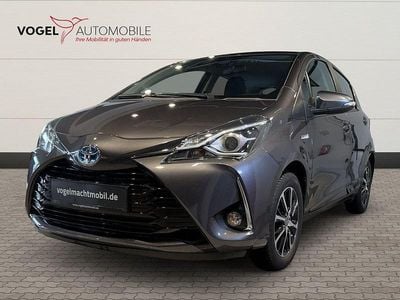 Grau Gebraucht 2018 Toyota Yaris Hybrid Team Kleinwagen | 14.480 € (Fairer Preis)