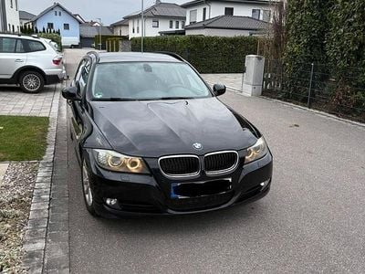 Gebraucht BMW 320 Sport Line 184 PS (135 kW) 2011 Schwarz Kombi