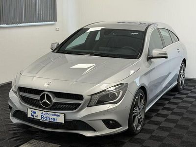 Gebraucht Mercedes CLA200 Shooting Brake Urban 136 PS (100 kW) 2015 Silber 761 (polarsilber  metalliclack) (metallic) Kombi