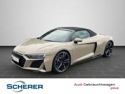 Używany Audi R8 Spyder Ambiente 540 KM (397 kW) 2022 Beżowy Kabriolet