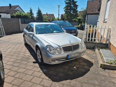 gebraucht Mercedes E240 4matic Avantgarde