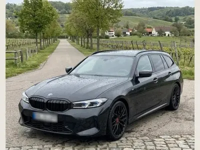 Gebraucht BMW 320 M Sport 190 PS (139 kW) 2023 Schwarz Kombi