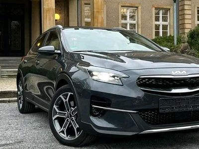 Gebraucht Kia XCeed 140 PS (102 kW) 2022 Grau SUV