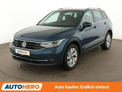 Gebraucht VW Tiguan Life 150 PS (110 kW) 2021 Blau SUV
