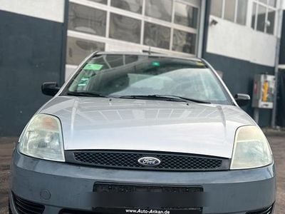 Grau Gebraucht 2003 Ford Fiesta Kleinwagen | 1.000 € (Guter Preis)