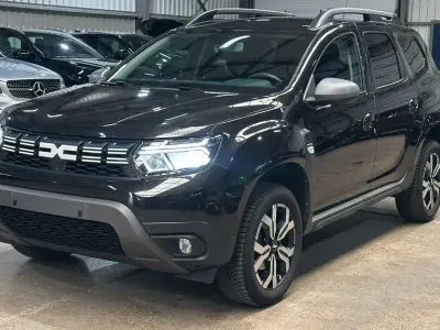 Używany Dacia Duster Journey 131 KM (96 kW) 2023 Czarny SUV