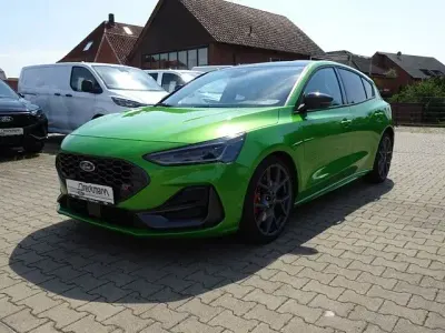 Gebraucht Ford Focus ST 280 PS (205 kW) 2025 Grün Limousine