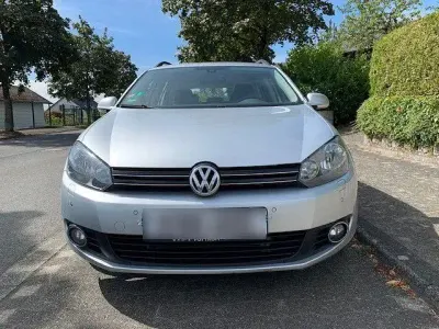 Gebraucht VW Golf VII Comfortline 105 PS (77 kW) 2013 Silber Kombi