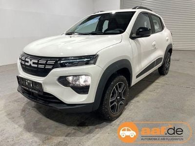 Weiß Gebraucht 2022 Dacia Spring Essentiel Kleinwagen | 10.450 € (Fairer Preis)