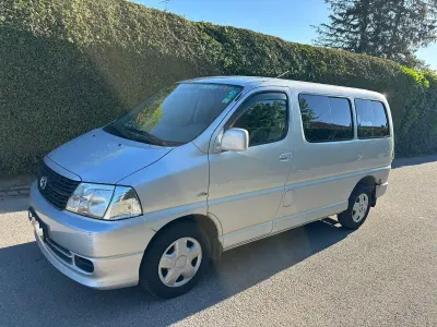 Gebraucht Toyota HiAce 117 PS (86 kW) 2007 Silber Van