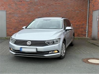Gebraucht VW Passat 150 PS (110 kW) 2015 Silber Kombi