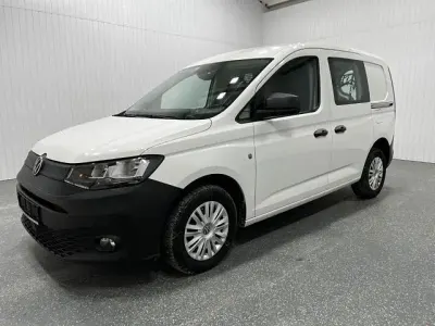 Gebraucht VW Caddy 102 PS (75 kW) 2023 Candyweiss Van / Kleinbus