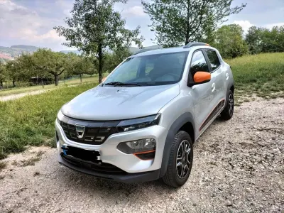 Gebraucht Dacia Spring Comfort Plus 33 kW (45 PS) 2021 Grau Kleinwagen