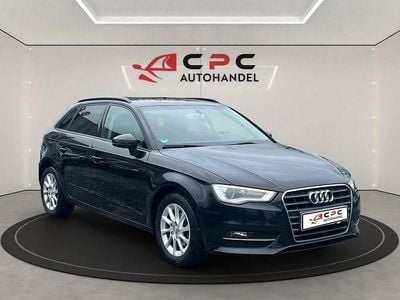 Gebraucht Audi A3 Attraction 110 PS (80 kW) 2015 Schwarz Limousine