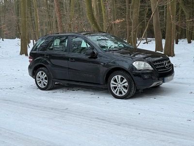 Usata Mercedes ML350 200 CV (147 kW) 2011 Nero SUV