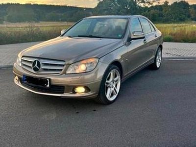 Brugt Mercedes C320 225 HK (165 kW) 2007 Guld Sedan