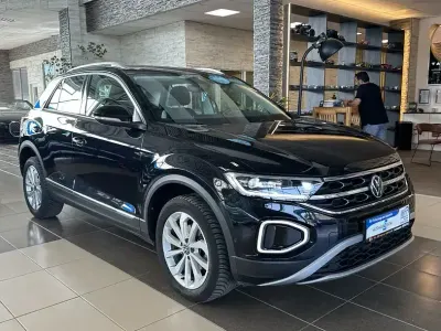 Gebraucht VW T-Roc Style 150 PS (110 kW) 2023 Schwarz SUV