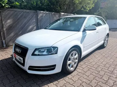 Gebraucht Audi A3 Ambiente 125 PS (91 kW) 2010 Weiß Kleinwagen