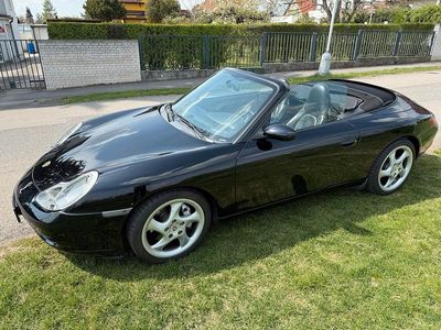 Porsche 911 Carrera 4 Cabriolet