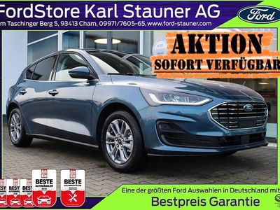 Neu Ford Focus Titanium 155 PS (114 kW) 2025 Chrome blue metallic Limousine