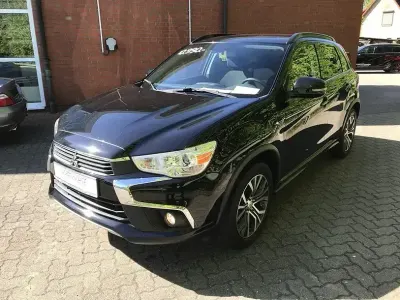Gebraucht Mitsubishi ASX Edition 117 PS (86 kW) 2017 Pantherschwarz SUV