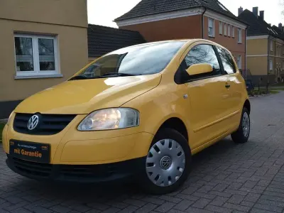 Używany VW Fox Refresh 54 KM (39 kW) 2010 Żółty Hatchback