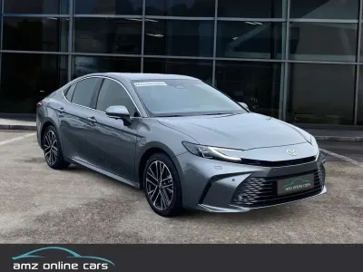 Neu Toyota Camry Executive 230 PS (169 kW) 2025 Precious metal met Limousine