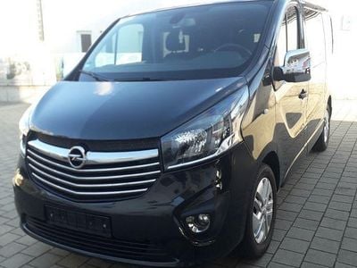 Schwarz Gebraucht 2018 Opel Vivaro Van / Kleinbus | 19.500 € (Etwas zu teuer)