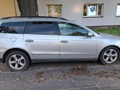 Gebraucht VW Passat Comfortline 116 PS (85 kW) 2005 Silber Kombi