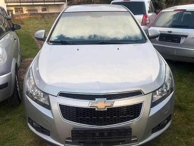Second-hand Chevrolet Cruze 141 CP (103 kW) 2009 Argintiu Berlinǎ