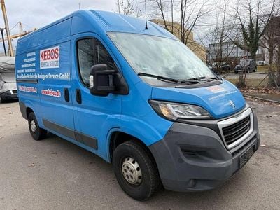 Gebraucht Peugeot Boxer Avantage 131 PS (96 kW) 2015 Blau Van