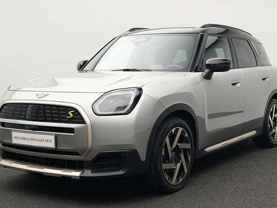 Grau Gebraucht 2024 Mini Countryman Favoured SUV | 39.752 € (Guter Preis)