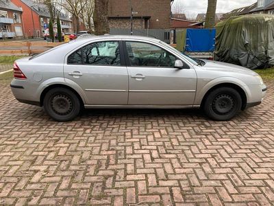 Gebraucht Ford Mondeo 125 PS (91 kW) 2006 Silber Limousine